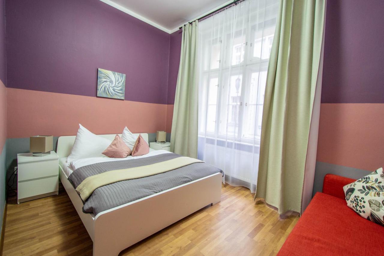 Ruzova Apartment By Ruterra Prague Exterior photo