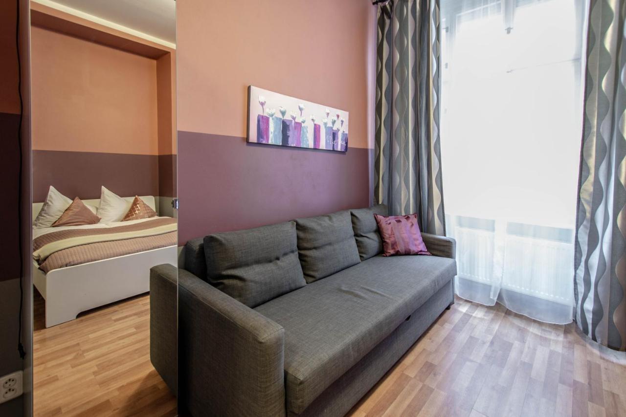 Ruzova Apartment By Ruterra Prague Exterior photo